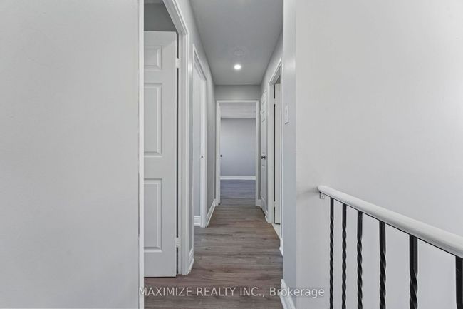 192 - 1055 Dundas St E, Condo with 3 bedrooms, 1 bathrooms and null parking in Mississauga ON | Image 9