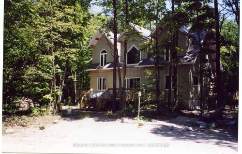 6 Mkwa Miikaans, Christian Island, ON, L9M0A9 | Card Image