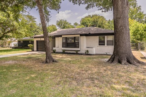 728 Judy Ln, Seagoville, TX, 75159-1748 | Card Image
