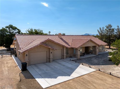 3140 Malibou Ave, Pahrump, NV, 89048-6488 | Card Image