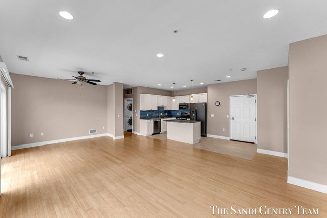 15 - 917 W Savidge St, Condo with 2 bedrooms, 2 bathrooms and null parking in Spring Lake MI | Image 17
