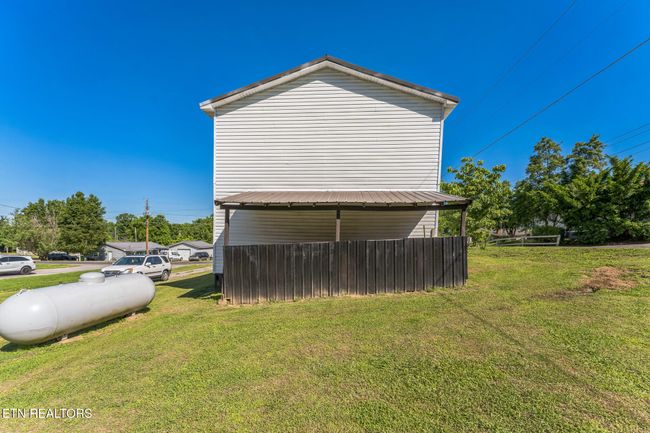 1810 Creason Dr, House other with 3 bedrooms, 2 bathrooms and null parking in Maryville TN | Image 6