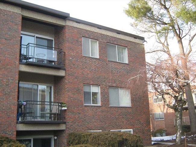 APT-143 - 1204 Greendale Ave, Condo with 1 bedrooms, 1 bathrooms and 1 parking in Needham MA | Image 11