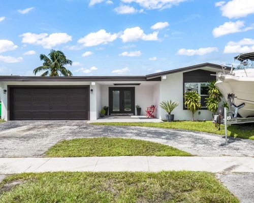 2051 Nw 93rd Ln, Sunrise, FL, 33322-3700 | Card Image