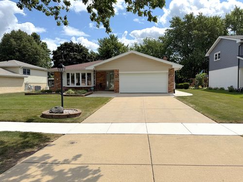 7129 Exner Rd, Darien, IL, 60561-3502 | Card Image