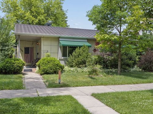 3930 Park Ave, Brookfield, IL, 60513-1923 | Card Image