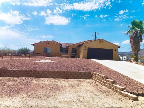 74945 Indianola Dr, 29 Palms, CA, 92277-4212 | Card Image