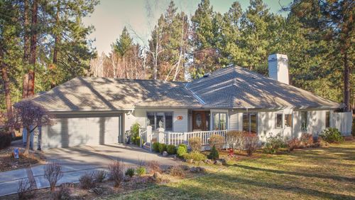 60716 Willow Creek Loop, Bend, OR, 97702-9300 | Card Image