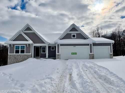 5940 Valley Point Dr Se, Caledonia, MI, 49316-5801 | Card Image