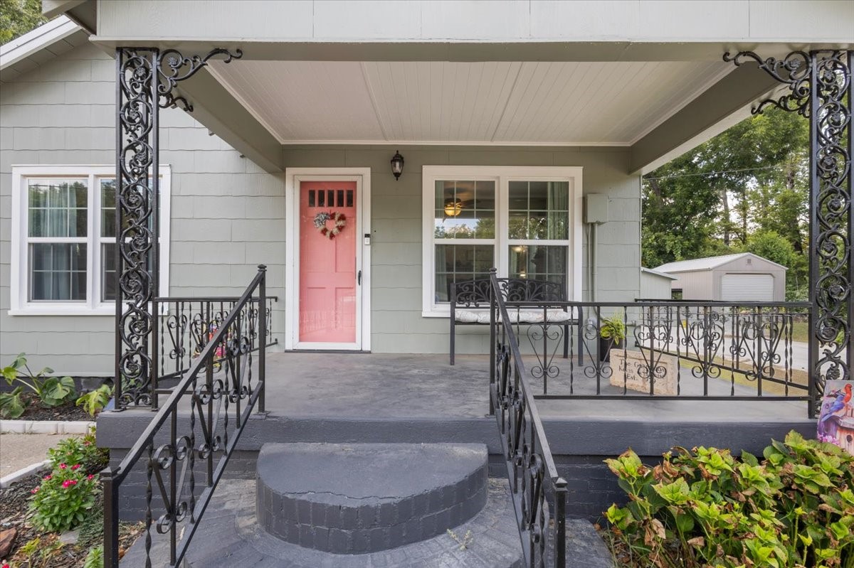 Residential in Hawkins 5