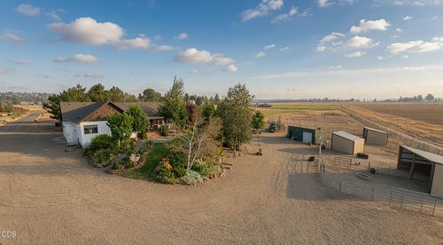 998 Ne Brown Dr, Madras, OR, 97741-8942 | Card Image