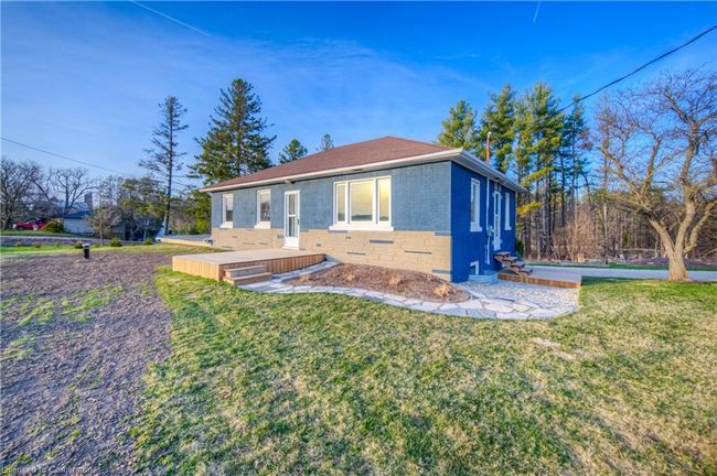 1327 Queen St, House other with 4 bedrooms, 1 bathrooms and 12 parking in New Dundee ON | Image 11