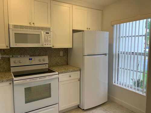 11206-11206 Sw 125th Pl, Miami, FL, 33186-4929 | Card Image