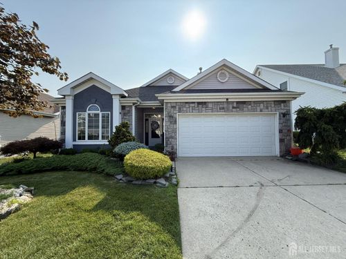 21 Westminster Dr, Monroe, NJ, 08831-1979 | Card Image