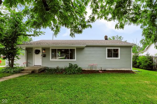 104 Water St, Greenwood, IN, 46143-1318 | Card Image