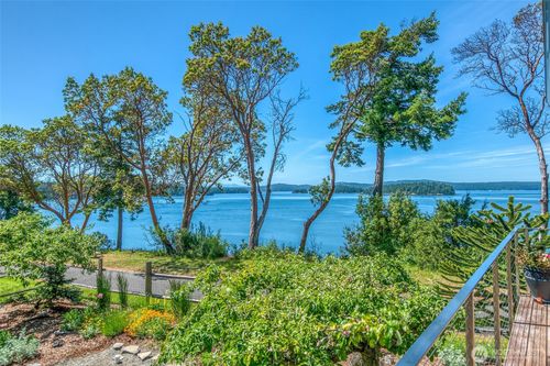 5686 Deer Harbor Rd, Eastsound, WA, 98245 | Card Image
