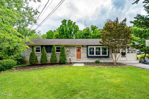 1704 Scenic Drive, Johnson City, TN, 37604 | Card Image