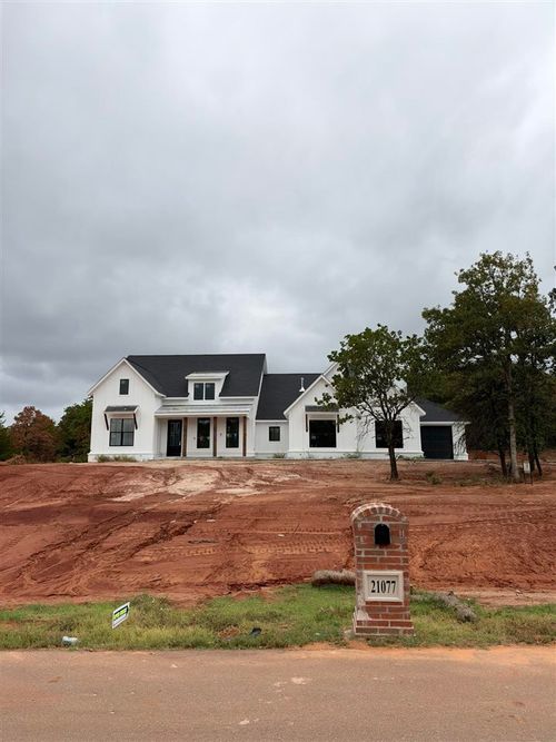 21077 Reserve Cir, Harrah, OK, 73045-4016 | Card Image