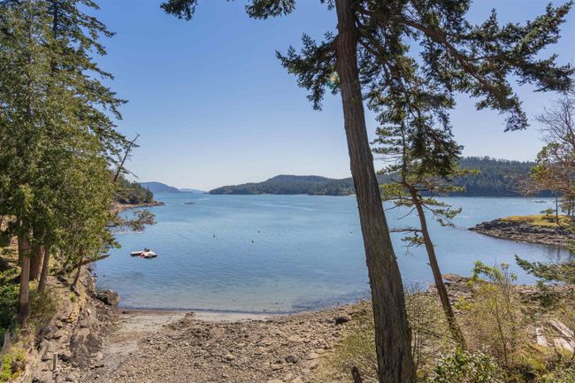 630 Dinner Bay Road, House other with 12 bedrooms, 8 bathrooms and 12 parking in Mayne Island BC | Image 15