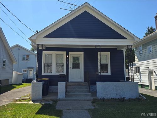 409 Hawley St, Lockport, NY, 14094-2117 | Card Image