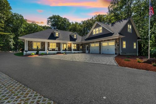 10 Pine Plain Rd, Georgetown, MA, 01833-1317 | Card Image