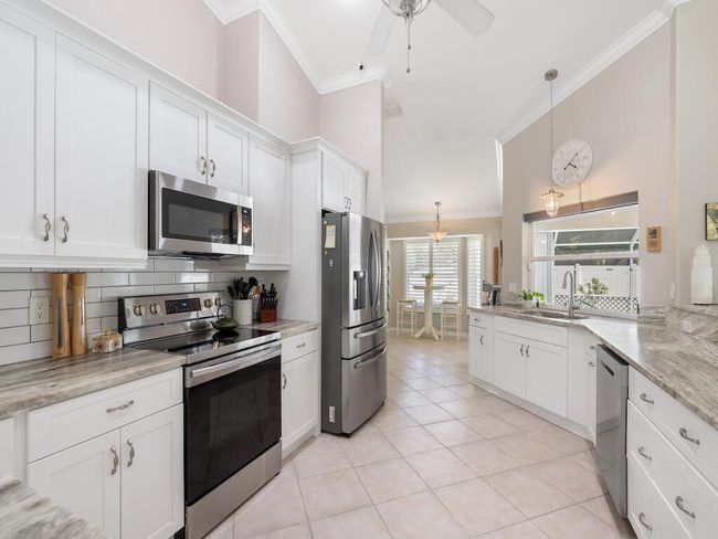 152 Academy Ter, House other with 4 bedrooms, 3 bathrooms and null parking in SEBASTIAN FL | Image 24