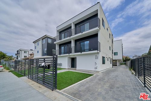 603 1/2 W 41st Place, Los Angeles, CA, 90037 | Card Image