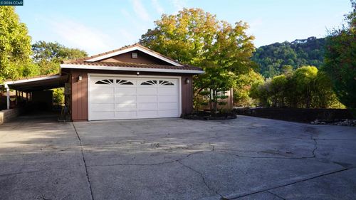 2531 Moraga Dr, Pinole, CA, 94564-1235 | Card Image