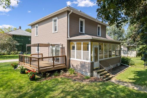 125 1st Ave Nw, Elgin, MN, 55932-9655 | Card Image
