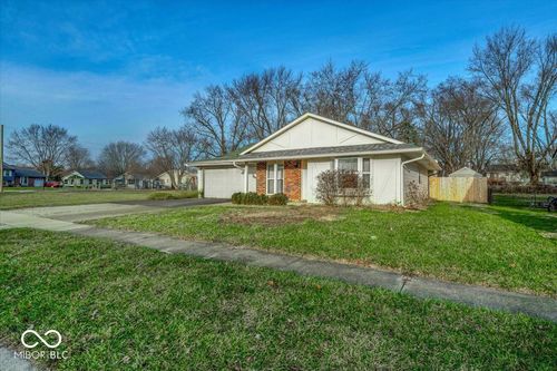 637 Holiday Drive, Fortville, IN, 46040 | Card Image