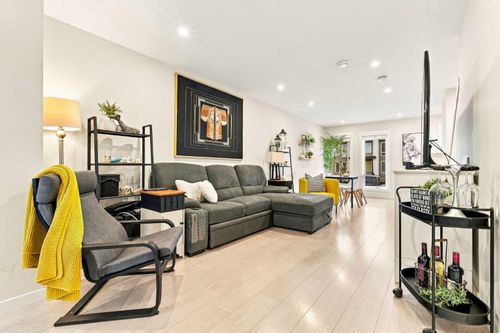 314-338 Seton Cir Se, Calgary, AB, T3M3H1 | Card Image