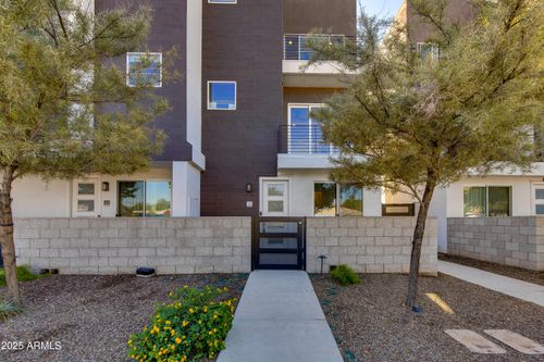11-4444 N 25th St, Phoenix, AZ, 85016-5640 | Card Image