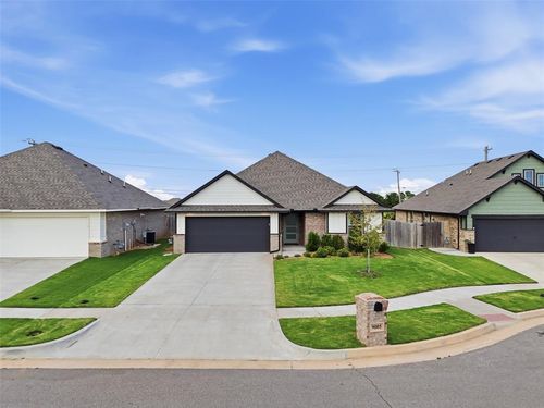 9005 Nw 121st Ter, Yukon, OK, 73099-8970 | Card Image