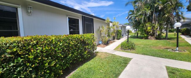 4389 Willow Pond Cir, Condo with 2 bedrooms, 2 bathrooms and null parking in West Palm Beach FL | Image 30