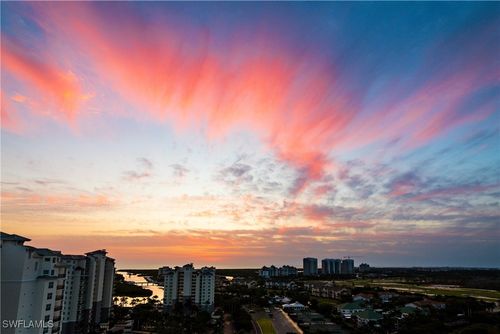 ph-1802-455 Cove Tower Dr, NAPLES, FL, 34110-6523 | Card Image