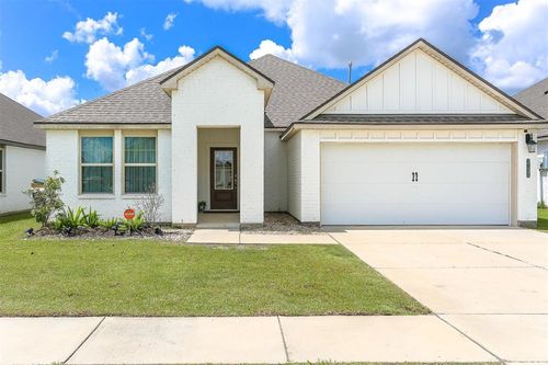 3135 Ravenwood St, Lake Charles, LA, 70607-4345 | Card Image