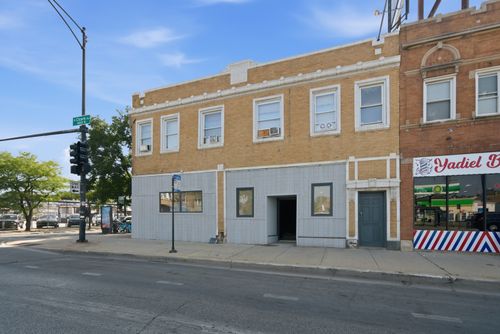 2957 N Cicero Ave, Chicago, IL, 60641-5155 | Card Image