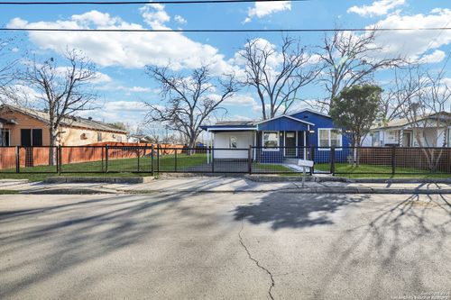 1112 Gladstone, San Antonio, TX, 78225-2426 | Card Image