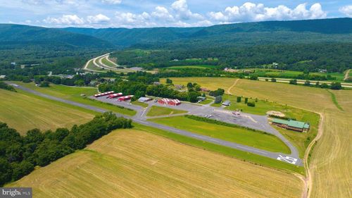 600, 650, 656 Airport Drive, MIFFLINTOWN, PA, 17059 | Card Image