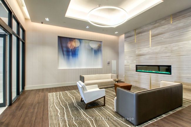 425 - 9000 Jane St, Condo with 1 bedrooms, 2 bathrooms and null parking in Concord ON | Image 28