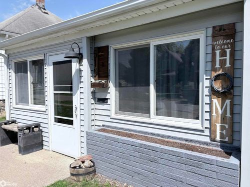 515 Ellis Ave, Ottumwa, IA, 52501-4802 | Card Image