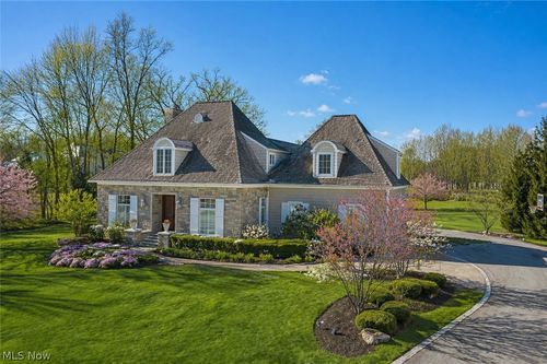 2242 Rock Crk, Akron, OH, 44333-4745 | Card Image