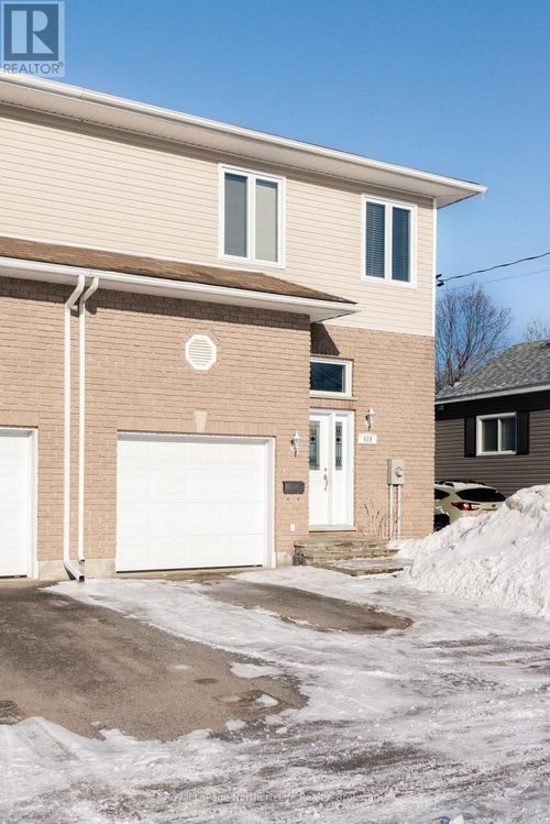 419 King St W, North Bay, ON, P1B6A1 | Card Image