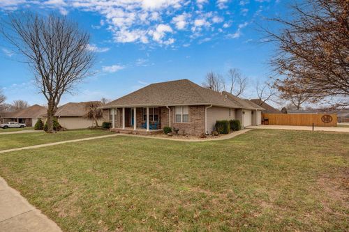 1302 E Primrose Ln, Republic, MO, 65738-2187 | Card Image