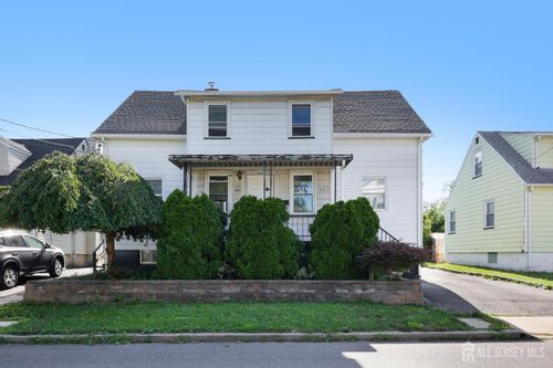 661 Leone St, Woodbridge, NJ, 07095-3824 | Card Image