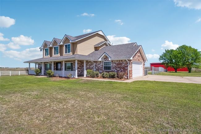 28002 Us 75 Hwy, House other with 4 bedrooms, 4 bathrooms and null parking in Ochelata OK | Image 4