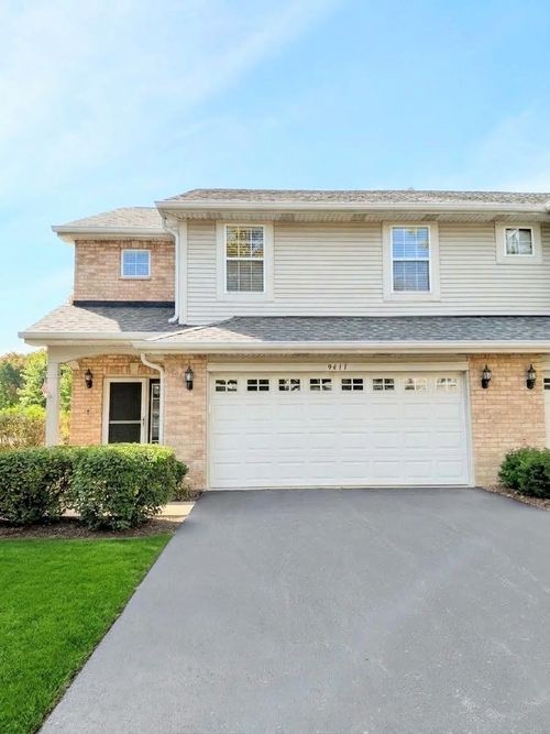 9411 Fountain Point Cir, Darien, IL, 60561-5287 | Card Image