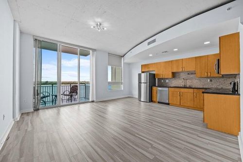 808-300 S Australian Ave, West Palm Beach, FL, 33401-5083 | Card Image