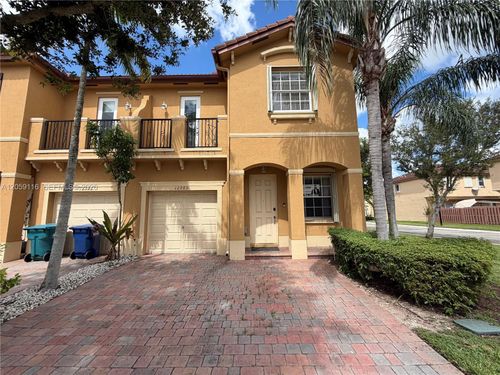 12989 Sw 135th Ter, Miami, FL, 33186-7031 | Card Image
