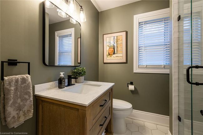 182 Huxley Ave S, House other with 4 bedrooms, 2 bathrooms and 3 parking in Hamilton ON | Image 10
